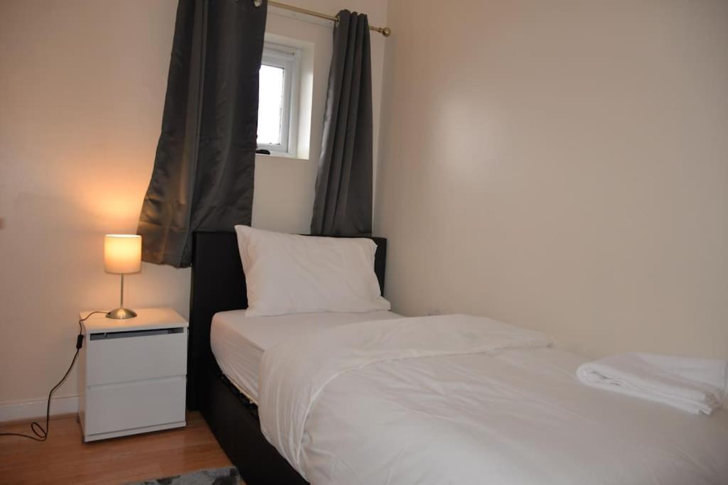 4 Bedroom House Casa vacanze *